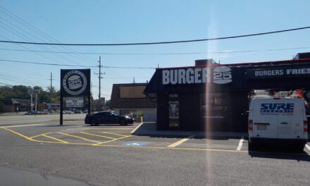TOMS RIVER: New Burger 25 Opens Today!